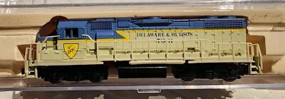 Life-Like N Scale GP38 Locomotive D&H #7301 - Image 1 of 4