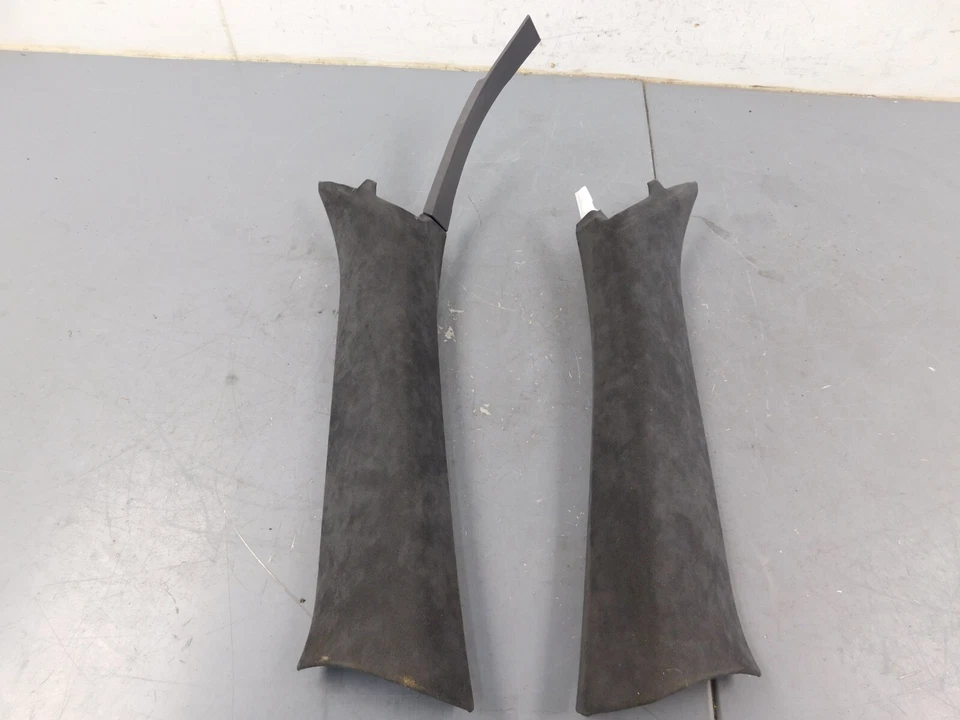 Porsche Cayman GT4 2021 718 Alcantara paneles de pilar A #9072 L1 Foto 1 de 4