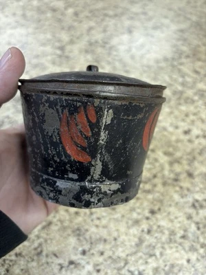 Antiguo tole pintado redondo lata 4x4x3,5" aproximadamente. Foto 1 de 4