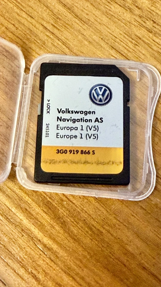 Original VW SD KARTE, 16GB, V5, Discover Media 2, MIB2 AS Navi - Bild 1 von 1