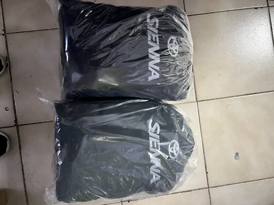 TOYOTA SIENNA 2011-2024 8 PASSENGERS (3 ROWS) Seat Covers FULL SET - Image 1 of 3