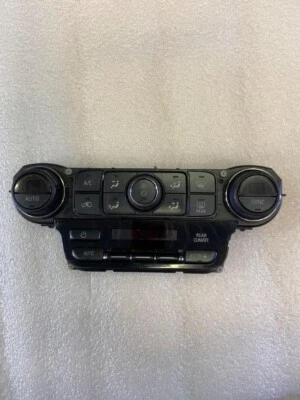 2015-2017 Chevrolet Tahoe A/C AC Heater Temperature Climate Control ID 232516 - Image 1 of 4