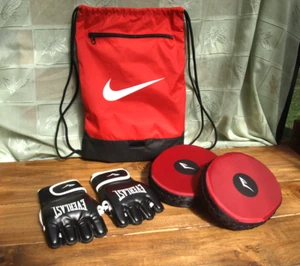 Everlast Kickboxing Gloves Training Gloves- L/XL w Mitts & Nike bag - Picture 1 of 7