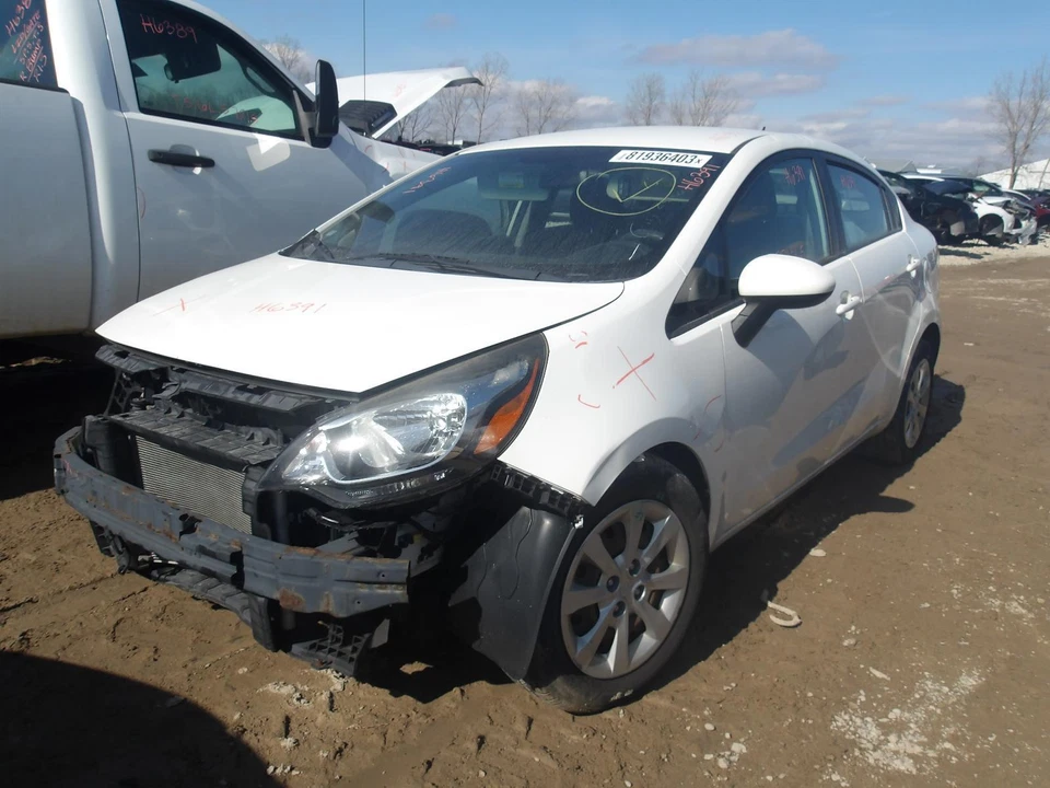 Used Left Sun Visor fits: 2014 Kia Rio without illumination w/o sunroof Left Gra - Image 1 of 4