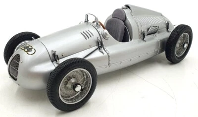 CMC 1/18 Scale Model Car M-027 - 1928-1938 Auto Union Typ D - Silver - Bild 1 von 4