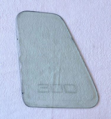 Chrysler 300 LH 1979 lado del conductor 1/4 vidrio tintado ventana de ópera cuarto 79 Foto 1 de 4