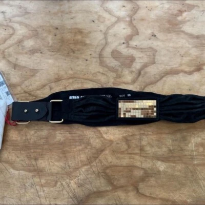 cinturón terciopelo negro vintage miss sixty  Foto 1 de 4