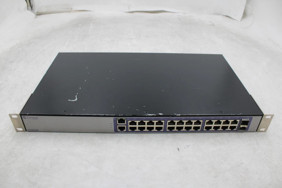 Extreme Networks 210-24t-GE2 24-Port Gigabit Ethernet Switch TESTED - Image 1 of 3