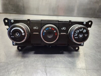 Control automático de temperatura Chevy Captiva Sport 12-15 (opcional C68) 23111244 OEM Foto 1 de 4