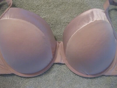 SUJETADOR ESMOQUIN BOBBIE BROOKS 42C BEIGE CON RIBETE SATINADO, ACOLCHADO LIGERO, CON AROS, 3 HKS Foto 1 de 4