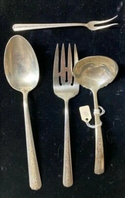 JUEGO DE CUBIERTOS TOWLE STERLING RAMBLER ROSA DE 4 SERVIDORES MÁS AV.  TODO POR 1 OFERTA Foto 1 de 4