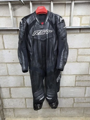 RST Race Suit Motorcycle Motorbike Bike Leathers One Piece Black - Image 1 of 4