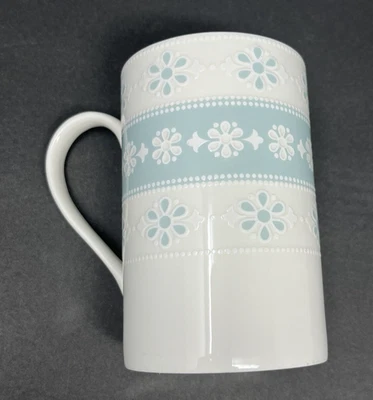 Taza de té de café con ojales de Pascua azul Lenox 14 oz diseño floral Foto 1 de 4