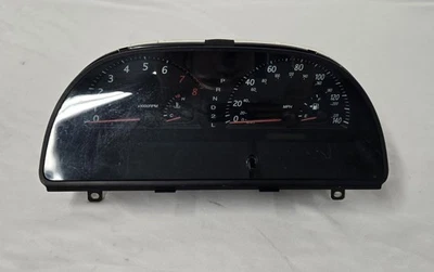 Conjunto de cuadro de instrumentos velocímetro Toyota Camry LE 2002-2004 Foto 1 de 4