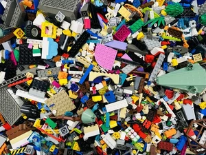 Lego One Pound Small And Medium Sized Blocks Bricks Misc Parts Blocks Pieces - Picture 1 of 5