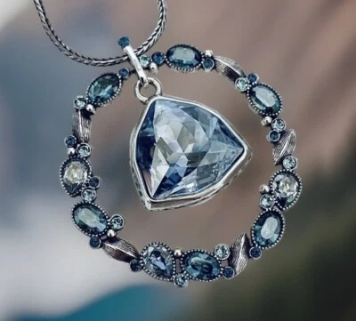 Collar Brighton DIVINO FEMENINO 18" - 20" Ajustable NUEVO CON ETIQUETAS JL4213 Lista $75. Foto 1 de 2