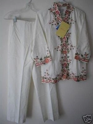 XS - SUSAN GRAVER 3/4 袖花卉刺绣夹克和踝裤 QVC A70298 — 第 1/2 张图片