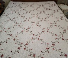 Better Homes And Gardens Queen Embroidered Floral Rose Quilt