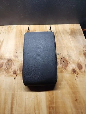 Volkswagen Jetta 2011 2012 consola central cuero negro reposabrazos tapa conjunto OEM Foto 1 de 2