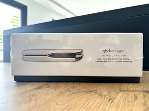 ghd unplugged™ kabelloses Glätteisen / Haarglätter (22mm Platten) in Weiss - Bild 1 von 11