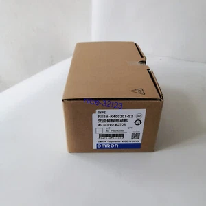 One Omron R88M-K40030T-S2 Servo Motor New Expedited Shipping - Picture 1 of 1