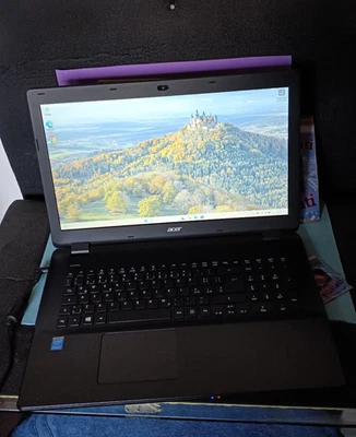 Acer travelmate p276 17,3" 1600X900 i5-4210u  8gb 128gb windows11 - Immagine 1 di 4