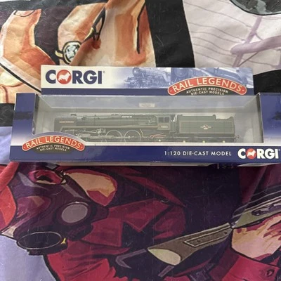 Corgi Rail Legends Britannia Class "Oliver Cromwell" 1:120 Die-cast Model - Image 1 of 4