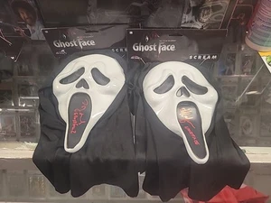 Mystery GHOSTFACE MASK AUTOGRAPHED - Picture 1 of 2