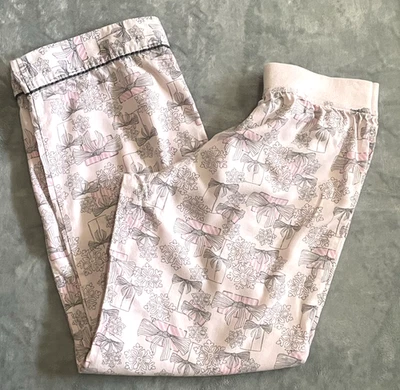 Calça Pijama Victoria's Secret Rosa e Preta Flocos de Neve e Presentes Tamanho XS - Imagem 1 de 4
