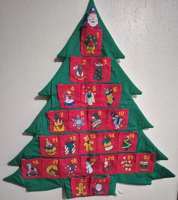 VINTAGE AVON FABRIC ADVENT COUNTDOWN CHRISTMAS TREE W/SANTA CLAUS COUNTER 1995 - Image 1 of 4