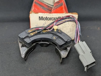 Nuevo de Lote Antiguo 1974 1975 Ford Custom Galaxy Ltd Monterey Marquis Interruptor de Luz de Retroceso Foto 1 de 4