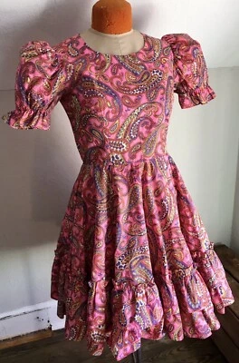 Vestido de fiesta vintage rosa cachemir hecho a mano mangas abullonadas años 60 ÚNICO falda circular Foto 1 de 4