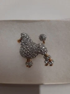 Vintage poodle dog pin broach cluster pave rhinestone gold tone diamond effect - Picture 1 of 4