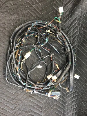 Mazda Rx4 1976 camioneta OEM luz trasera carrocería trasera arnés chasis Foto 1 de 3