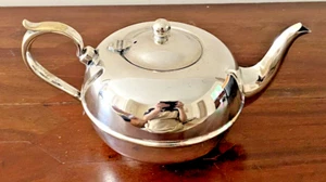 Vintage English Art Deco Silver Plated Tea Pot - Picture 1 of 4