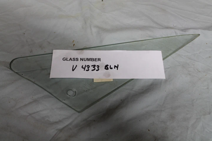 Ford Torino Fairlane Merc 1970-1971 MONTEGO 4 PUERTAS TECHO RÍGIDO DERECHA FRT VENTILACIÓN TRANSPARENTE Foto 1 de 1
