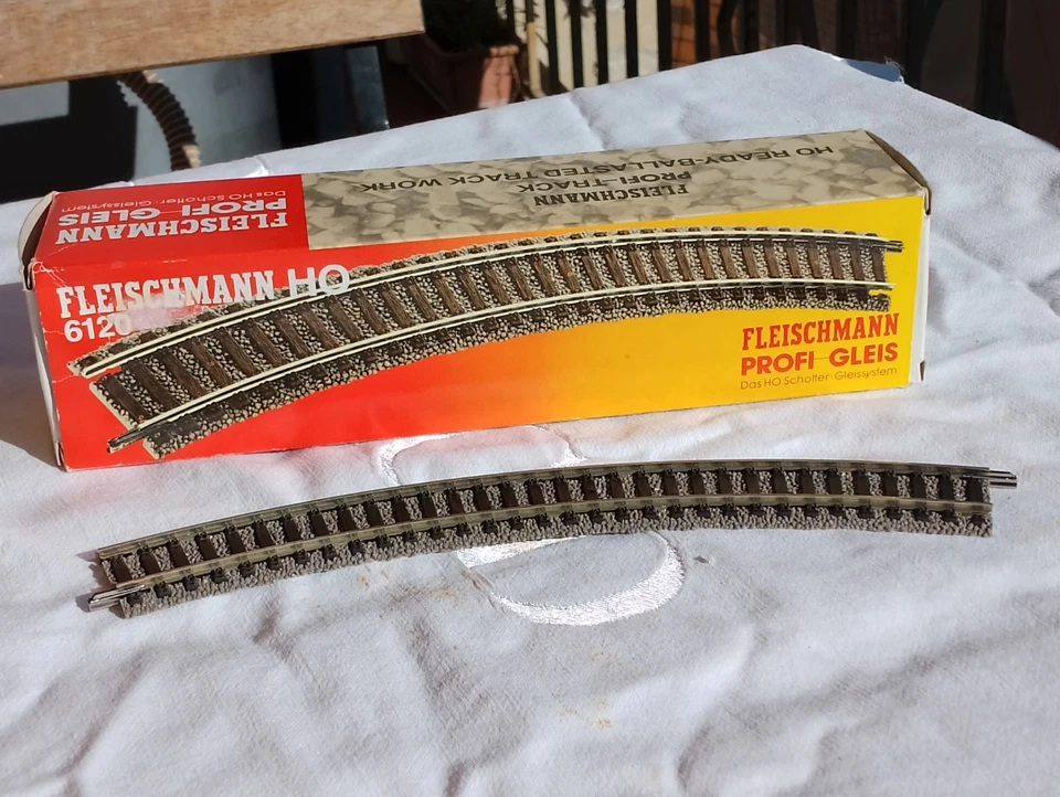 ROCO 1/87 HO N.10 BINARI CURVI FLEISCHMANN PROFI-GLEIS ART.6120 R 356,5 VEDI - Immagine 1 di 2