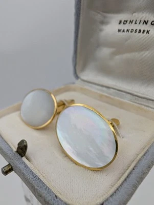 Elegante Vintage-Perlmutt Manschettenknöpfe in Originaletui – Böhling Wandsbek - Bild 1 von 4