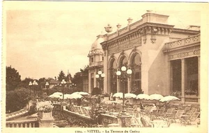 CPA VITTEL VOSGES 88 LA TERRASSE DU CASINO CARTE POSTALE - Picture 1 of 1