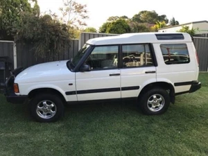 Land Rover Discovery Td5 - Picture 1 of 23