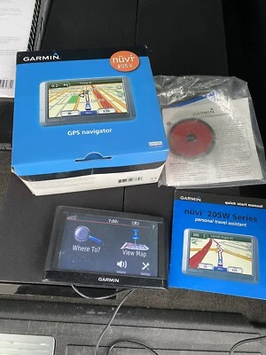 Sistema de navegação portátil GPS Garmin Nuvi 250w  - Imagem 1 de 4
