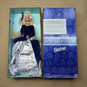 Avon Winter Velvet Exclusive Edition Barbie Doll 1995 Mattel - Picture 1 of 16
