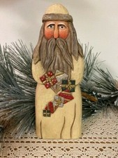 Gift Garland Santa by Whispering Pines Carving (Antique White)