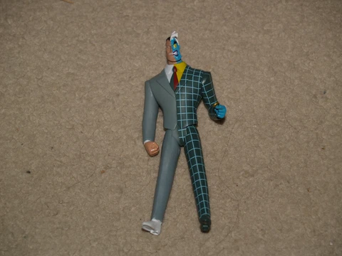Batman TWO-FACE Tech Suit 2002 Mattel Animated Series DC Comics Cover