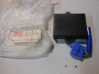 Новый из старых запасов блок воспламенителя Yamaha в сборе 83-85 XC180 87-91 XC200 25J-82305-10 - Изображение 1 из 4