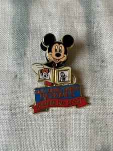 DISNEY WDW WALT DISNEY WORLD MEMORIES OPENING DAY 2002 HINGED PIN LE 2000 - Picture 1 of 7