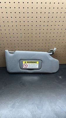 2004-2008 Acura TL Viseira Solar Lateral de Passageiro Lago Pano Cinza 83230-SEP-A02ZA - Imagem 1 de 3