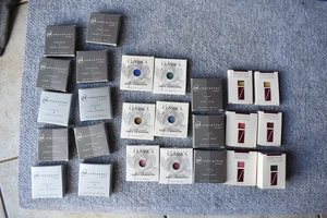 Huge Lot Shaklee New Old Stock Makeup 25+ Eye Shadow Blush Free Shipping - Picture 1 of 11