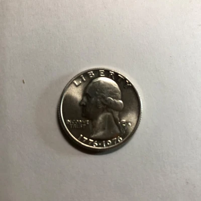 Cuarto de plata 40 % bicentenario de Washington S 1776-1976, doble dado en Liberty Foto 1 de 4