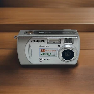 Samsung Digimax 301 Digital Camera 3.2 Megapixel 3X Zoom - Tested Works - MINT - Picture 1 of 17